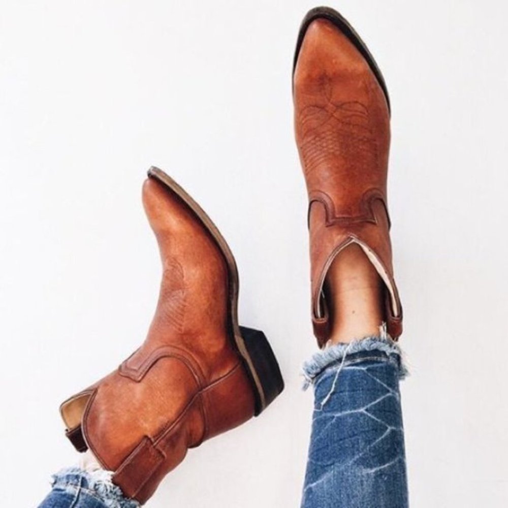 Frye Billy Short Black Leather Southern/Western Pull On Cowboy Cute Ankle Boots - Picture 8 of 16